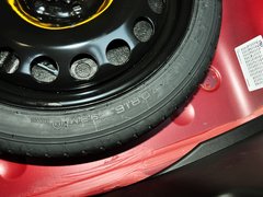 2013款 掀背版 1.6L 手动 豪华型