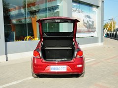 2013款 掀背版 1.6L 手动 豪华型