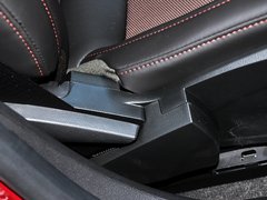 2013款 掀背版 1.6L 手动 豪华型