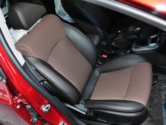 2013款 掀背版 1.6L 手动 豪华型