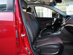 2013款 掀背版 1.6L 手动 豪华型