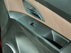 2013款 掀背版 1.6L 手动 豪华型
