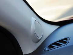 2013款 掀背版 1.6L 手动 豪华型