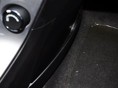 2013款 掀背版 1.6L 手动 豪华型