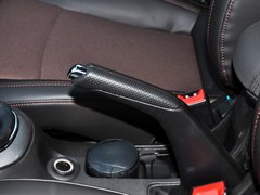 2013款 掀背版 1.6L 手动 豪华型