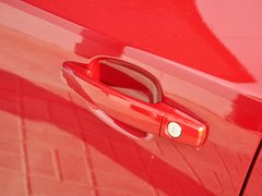 2013款 掀背版 1.6L 手动 豪华型