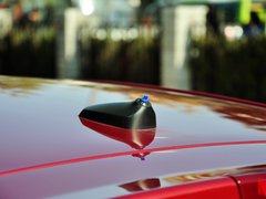 2013款 掀背版 1.6L 手动 豪华型
