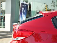 2013款 掀背版 1.6L 手动 豪华型