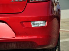 2013款 掀背版 1.6L 手动 豪华型