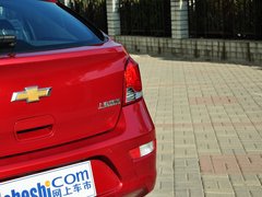 2013款 掀背版 1.6L 手动 豪华型