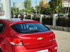 2013款 掀背版 1.6L 手动 豪华型