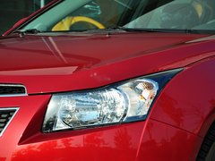 2013款 掀背版 1.6L 手动 豪华型
