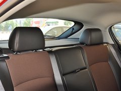 2013款 掀背版 1.6L 自动 豪华型