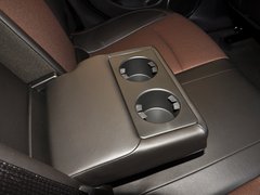 2013款 掀背版 1.6L 自动 豪华型