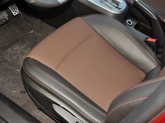 2013款 掀背版 1.6L 自动 豪华型