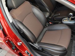 2013款 掀背版 1.6L 自动 豪华型