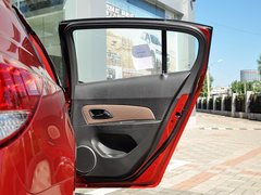 2013款 掀背版 1.6L 自动 豪华型