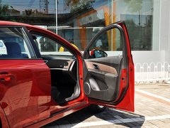 2013款 掀背版 1.6L 自动 豪华型