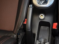 2013款 掀背版 1.6L 自动 豪华型