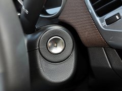 2013款 掀背版 1.6L 自动 豪华型