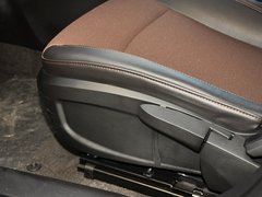 2013款 掀背版 1.6L 自动 豪华型