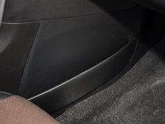 2013款 掀背版 1.6L 自动 豪华型