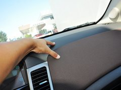 2013款 掀背版 1.6L 自动 豪华型