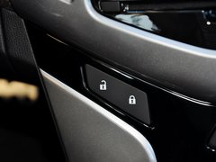 2013款 掀背版 1.6L 自动 豪华型