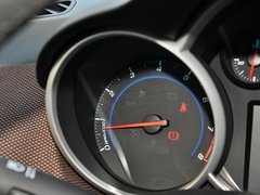 2013款 掀背版 1.6L 自动 豪华型