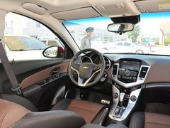 2013款 掀背版 1.6L 自动 豪华型