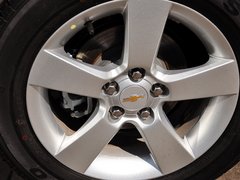 2013款 掀背版 1.6L 自动 豪华型