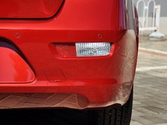 2013款 掀背版 1.6L 自动 豪华型