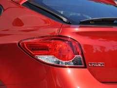2013款 掀背版 1.6L 自动 豪华型