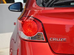 2013款 掀背版 1.6L 自动 豪华型