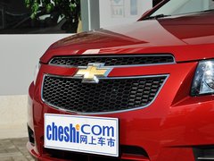 2013款 掀背版 1.6L 自动 豪华型