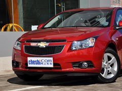 2013款 掀背版 1.6L 自动 豪华型