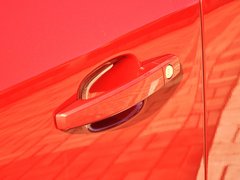 2013款 掀背版 1.6L 自动 豪华型