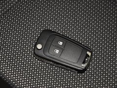 2013款 掀背版 1.6T 自动 旗舰型