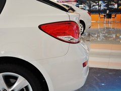 2013款 掀背版 1.6T 自动 旗舰型