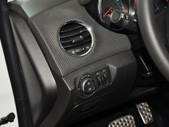 2013款 掀背版 1.6T 自动 旗舰型