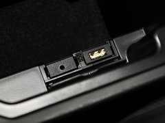 2013款 掀背版 1.6T 自动 旗舰型