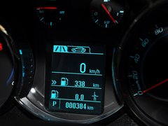 2013款 掀背版 1.6T 自动 旗舰型