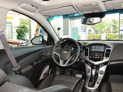 2013款 掀背版 1.6T 自动 旗舰型