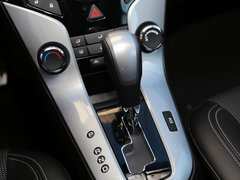 2013款 掀背版 1.6T 自动 旗舰型