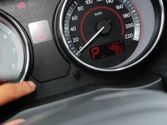 2013款 1.8L 自动 舒适型