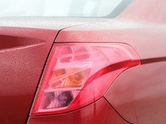 2013款 1.8L 自动 舒适型