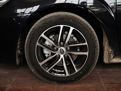 2013款 1.8L 自動 舒適型