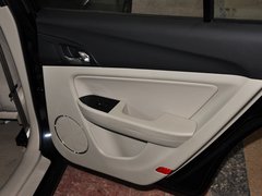 2013款 1.8L 自动 舒适型