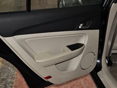 2013款 1.8L 自动 舒适型