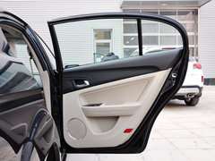 2013款 1.8L 自动 舒适型